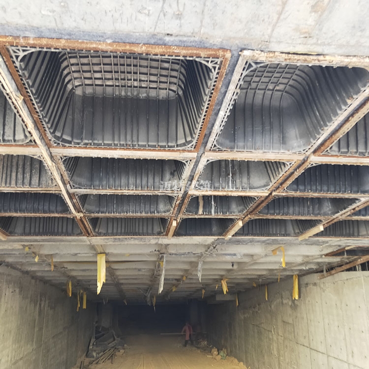 周轉模殼_塑料周轉模殼_建筑周轉模殼-山東邁特建筑工程有限公司